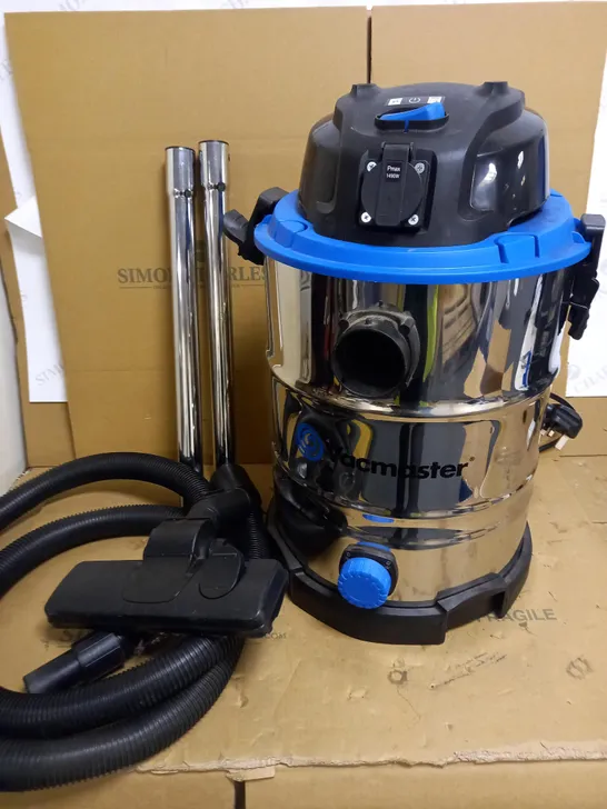 VACMASTER WET AND DRY VACUUM CLEANER 