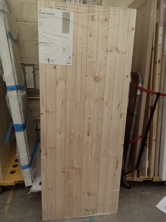 NORDIC SOFTWOOD LEDGED AND BRACED DOOR 2032×813×40MM