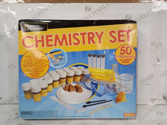 NATIONAL GEOGRAPHIC CHEMISTRY SET