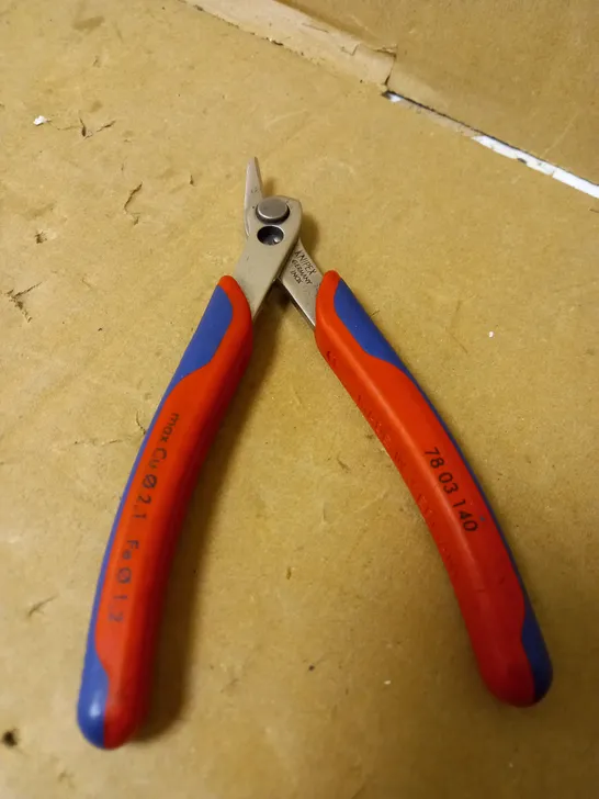 KNIPEX CUTTERS