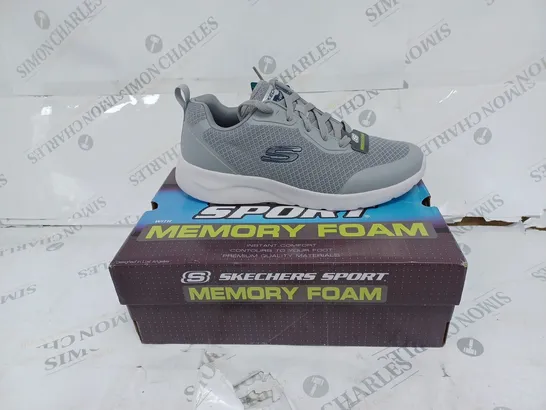 BOXED SKECHERS GREY LOGO TRAINERS- SIZE 8 