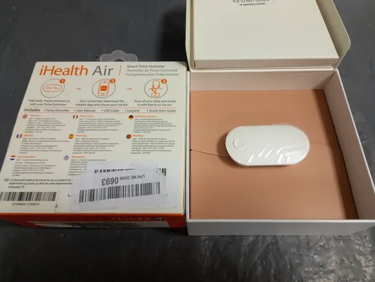 BOXED IHEALTH AIR SMART PULSE OXIMETER