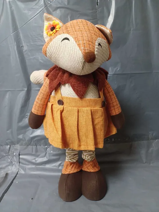 SMART AUTUMN MRS FOX STANDING ORNAMENT RRP £19.99