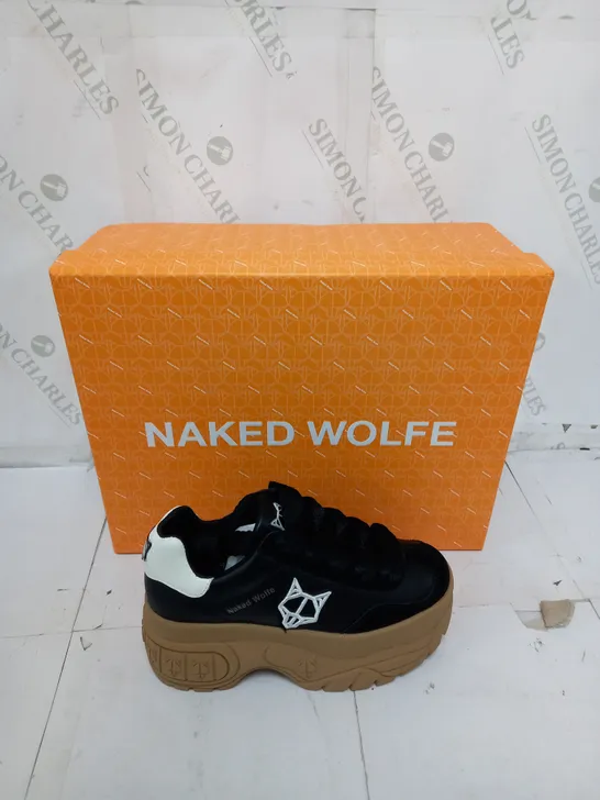 BOXED PAIR OF NAKED WOLFE WARRIOR BLACK RAISED TRAINERS UK 3 