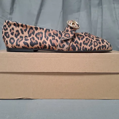 BOXED PAIR OF ASOS DESIGN MARY JANE BALLET SHOES IN LEOPARD PRINT UK SIZE 6