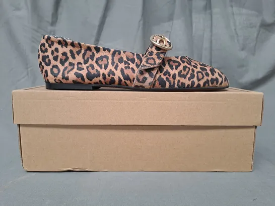 BOXED PAIR OF ASOS DESIGN MARY JANE BALLET SHOES IN LEOPARD PRINT UK SIZE 6