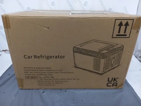 BOXED CAR REFRIGERATOR