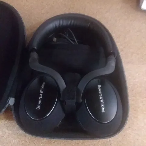 BOWERS & WILKINS PX7 ADAPTIVE NOISE CANCELLING WIRELESS HEADPHONES