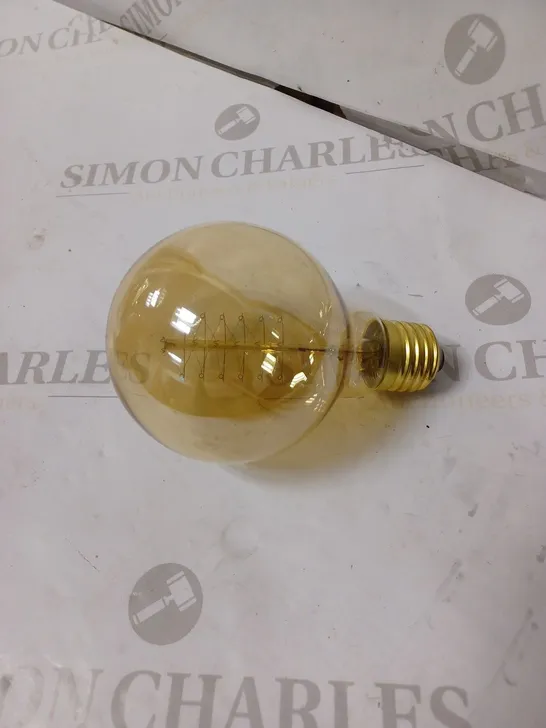 WARM LIGHT EMITTING SCREW FITTING LIGHTBULB