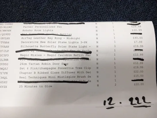 APPROXIMATELY 12 ASSORTED PRODUCTS TO INCLUDE; PARKER PERSONALISED PEN, HOHOHO ROOM LIGHTS, MAGIC MIXIES MAGIC CAULDRON REFILL PACK, 26CM TARTAN ROBIN DOOR STOP AND 25 MINUTES TO GLOW RRP £222