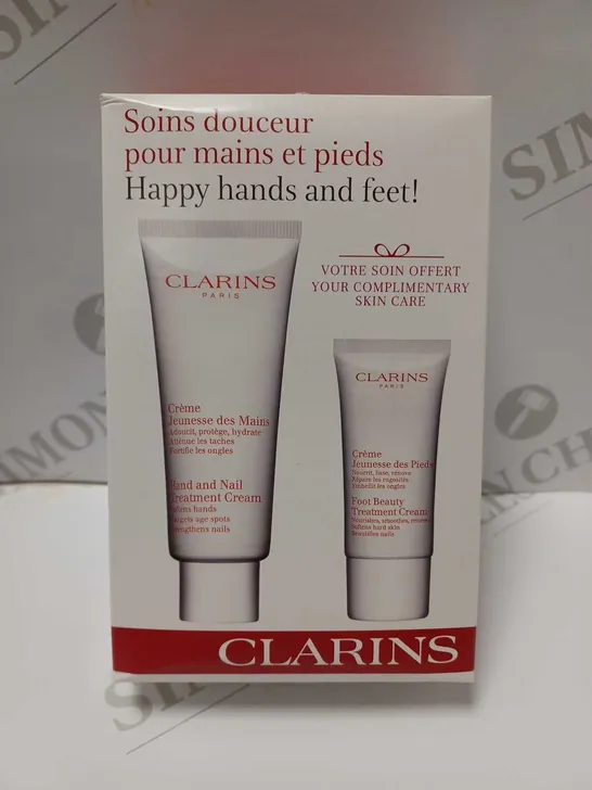 CLARINS HAPPY HANDS AND FEET TREATMENT SET 