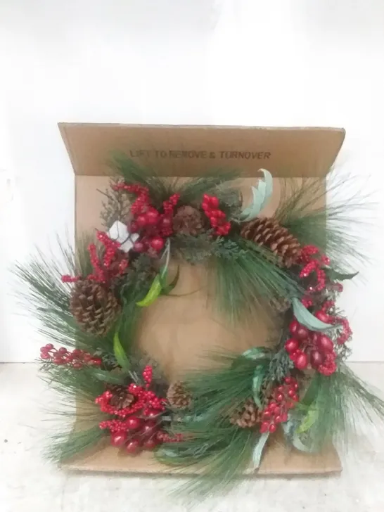 BOXED NOSTALGIA WREATH 60CM