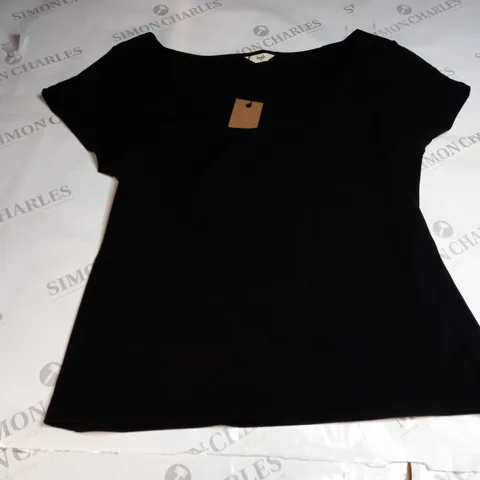 HUSH SCOOP NECK SLIM T-SHIRT IN BLACK - XL 