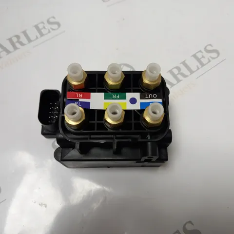 BOXED MERCEDES E-CLASS W213/S213/X213 VALVE BLOCK