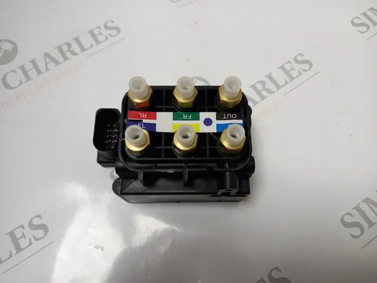 BOXED MERCEDES E-CLASS W213/S213/X213 VALVE BLOCK