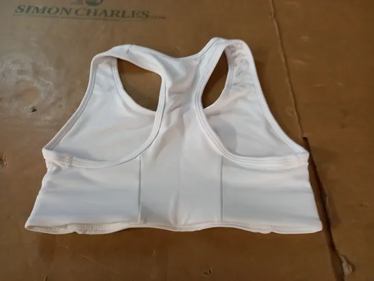 GYMSHARK WHITE TRAINING BRAS - XS