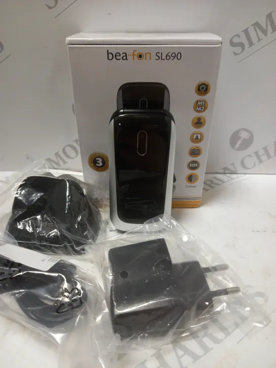 BOXED BEAFON SL690 MOBILE PHONE 