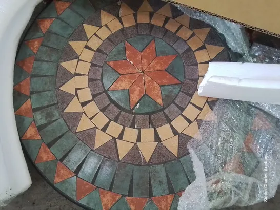 BOXED MOSAIC CIRCULAR TABLE