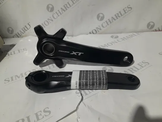 SHIMANO CRANKSET