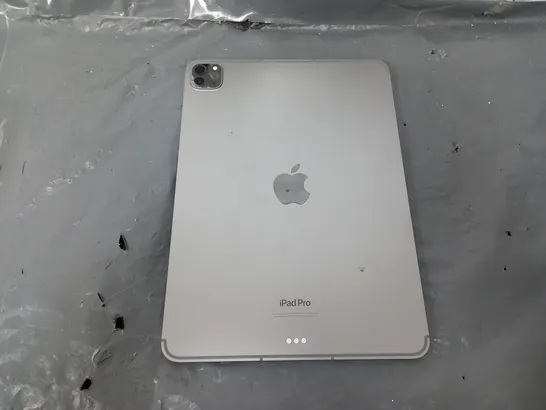 BOXED APPLE IPAD PRO A2435