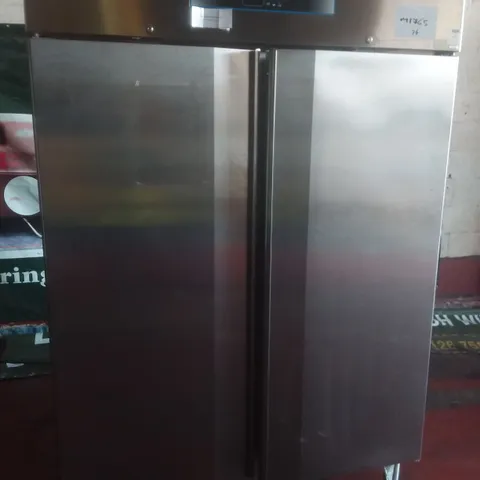 LARGE DISPLAY FRIDGE 