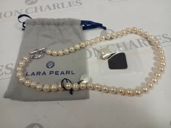 LARA PEARL NECKLACE