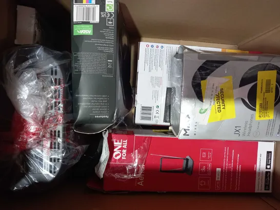 BOX OF APPROXIMATELY 8 ASSORTED ELECTRICL ITEMS TO INCLUDE ASDA TECH WIRELESS HEADPHONES, ASDA TECH PORTABLE AM/FM RADIO, ONE FOR ALL UNIVERSAL REMOTE