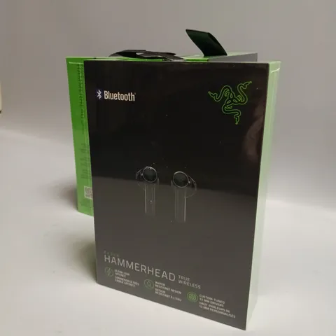 LOT OF 5 SEALED BOXED RAZER WIRELESS HEADPHONES IN BLACK AND GREEN
