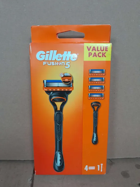 GILLETTE FUSION 5 SHAVER