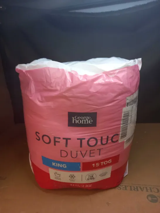 SOFT TOUCH KING DUVET