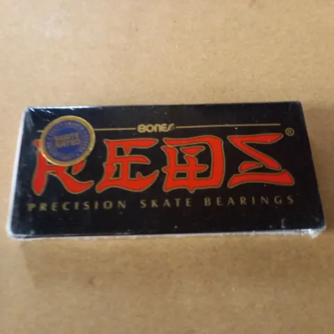 BONES REDS 608 8-PACK OF BEARINGS