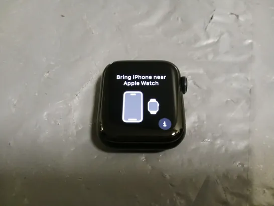 UNBOXED APPLE WATCH SE 40MM 