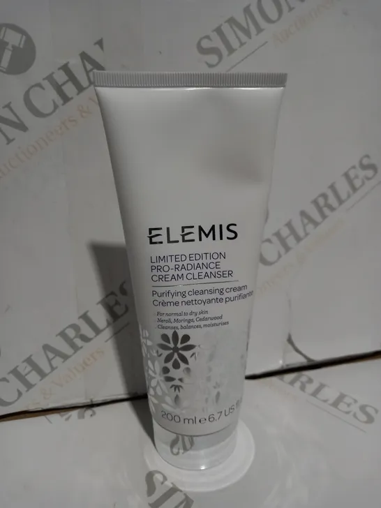 ELEMIS LIMITED EDITION PRO-RADIANCE CREAM CLEANSER - 200ML BOTTLE