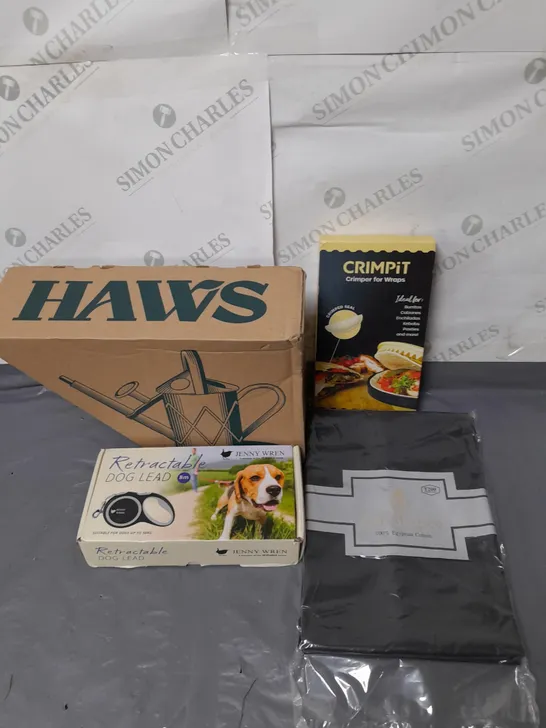 BOXED LOT OF APPROX. 20 HOUSEHOLD ITEMS TO INCLUDE PET CARE, KITCHENWARE AND BEDDING