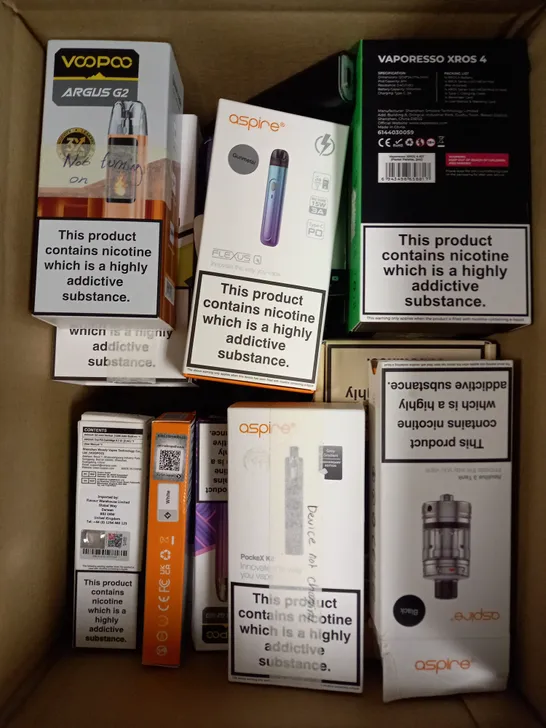 APPROXIMATELY 20 ASSORTED E-CIGARETTE PRODUCTS/ACCESSORIES TO INCLUDE VOO POO, VAPORESSO, INNOKIN ETC 