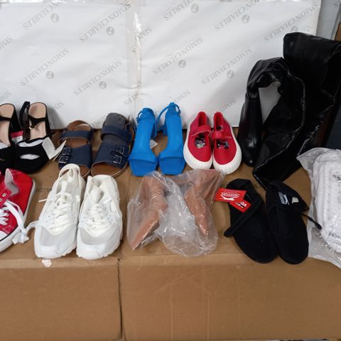 LOT OF 10 PAIRS OF TRAINERS IN VARIOUS SIZES AND STYLES TO INCLUDE ET VOUS BLACK HEELS, SEASALT SANDALS, AND STRADIVARUIS BLUE HEELS ETC.