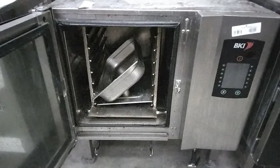 BKI SINGLE COMBI OVEN 