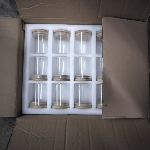 PALLET OF ASSORTED BATH TRAYS AND GLASS STORAGE CONTAINERS 