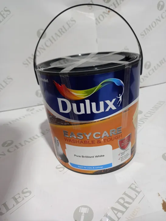 DULUX EASYCARE PURE BRILLIANT WHITE MATT EMULSION PAINT, 2.5L