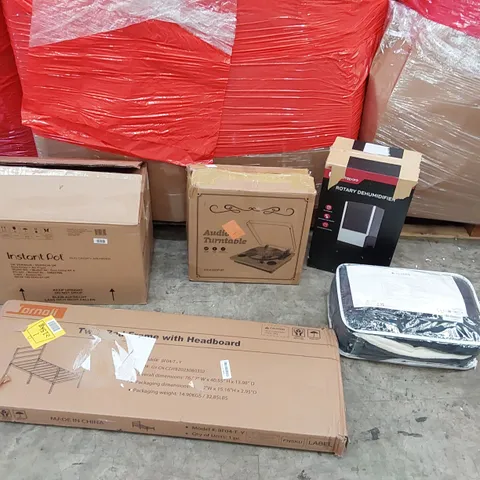PALLET OF ASSORTED ITEMS INCLUDING: BED FRAME, AIR FRYER, ROTARY DEHUMIDIFIER, ELECTRIC BLANKET, AUDIO TURNTABLE 