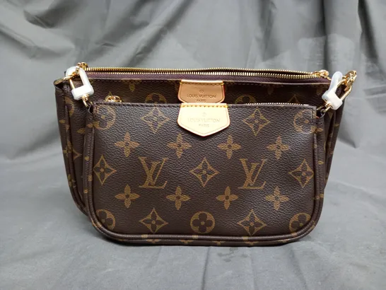 SET OF 3 LOUIS VUITTON BAGS & PURSES IN BROWN 