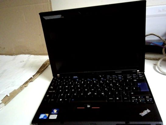 LENOVO THINKPAD X201 I5 M 520 2.40GHZ