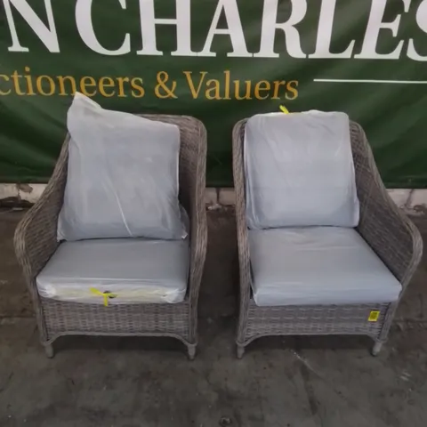 SET OF 2 WOVEN GARDEN CHAIRS WITH CUSHIONS 