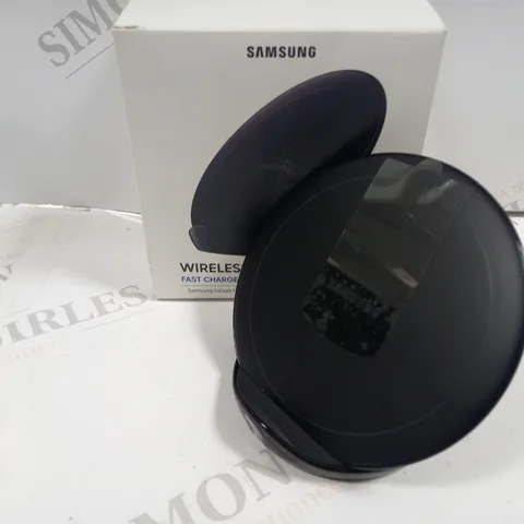 BOXED SAMSUNG WIRELESS CHARGER STAND