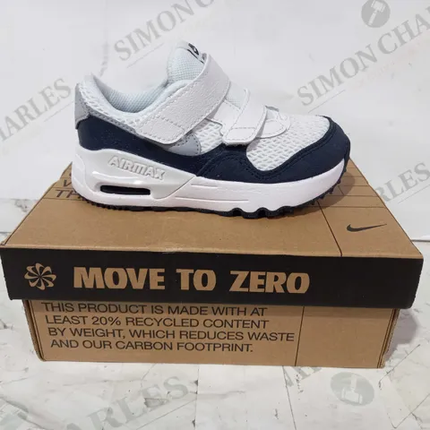 BOXED PAIR OF NIKE AIR MAX SYSTM CHILDREN'S SHOES IN WHITE/BLUE UK SIZE 7.5