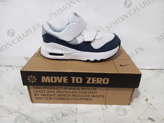 BOXED PAIR OF NIKE AIR MAX SYSTM CHILDREN'S SHOES IN WHITE/BLUE UK SIZE 7.5