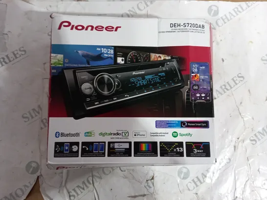 BOXED PIONEER CARS MEDIA PLAYER 