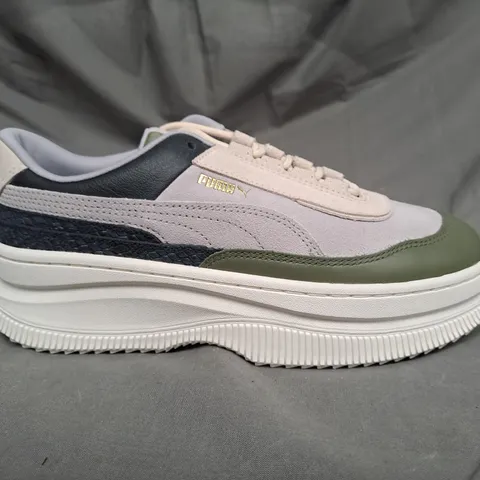 BOXED PAIR OF PUMA PLATFORM SNEAKERS IN GREY/GREEN/STONE SIZE 6