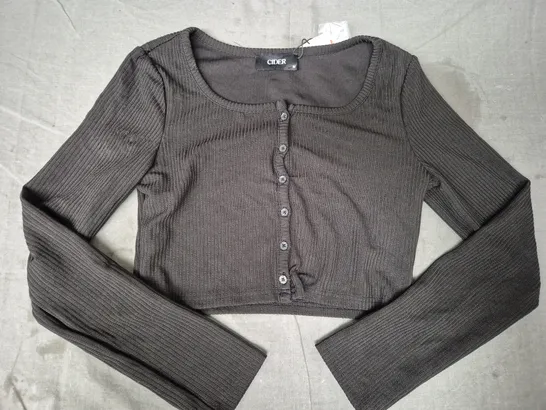 CIDER LONG SLEEVE CROPPED TOP IN BLACK SIZE MEDIUM