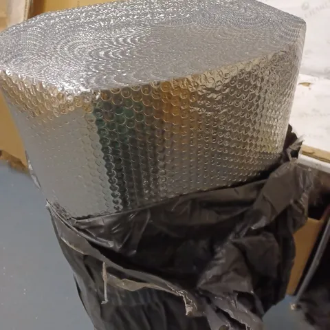 LARGE ROLL OF FOIL BUBBLE WRAP [COLLECTION ONLY]